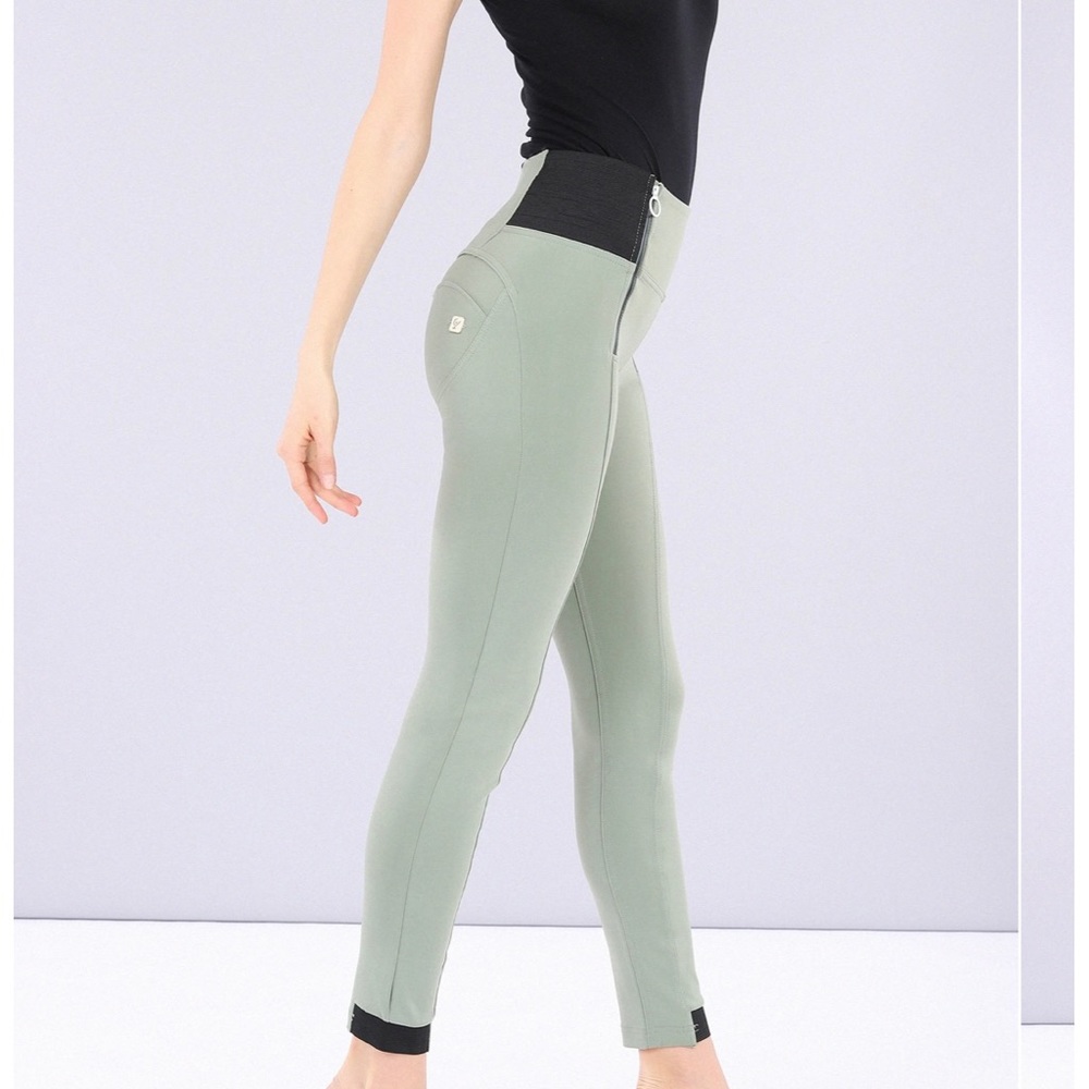 ⚡️Livify Freddy pants